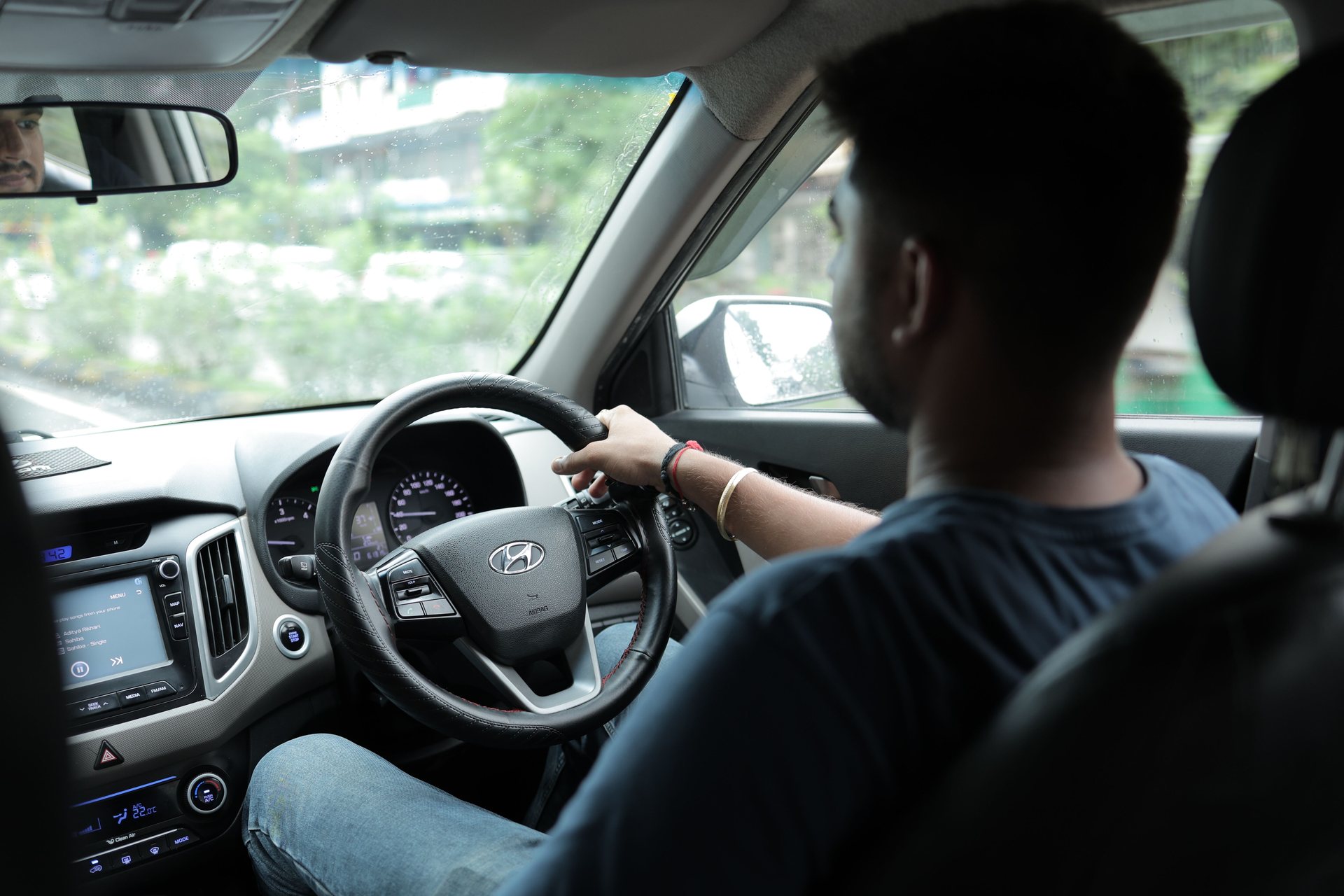 Fahrstunde im Auto bei der Fahrschule 54 in Trier